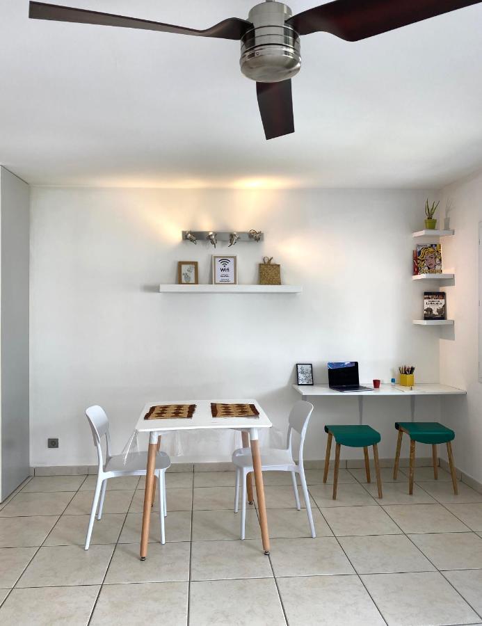 Appartement Lumineux Et Calme Saint-Denis Centre Экстерьер фото